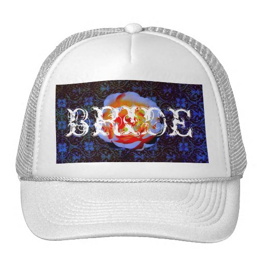 Gorra color de rosa gótico de la novia