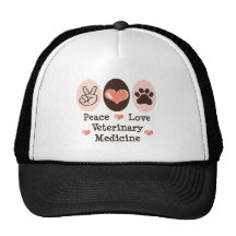 Gorra de la veterinaría del amor de la paz