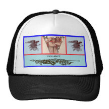 Gorra patriótico usando una imagen de Alfonso Much