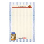 Graduación del búho del escolar - personalizar papeleria de diseño