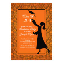 Graduado anaranjado de la invitación de la graduac
