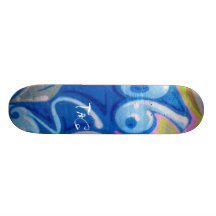 graffitti en la pared, etiqueta patines personalizados