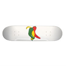 Gráfico rojo de la pimienta de chile del verde ama tablas de skate