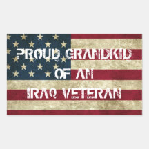 Grandkid orgulloso de un pegatina del veterano de 