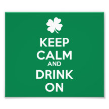 Guarde la bebida tranquila el día del St Patricks  Foto