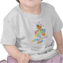 Guarde la calma y dé un paseo encendido camiseta