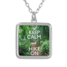 Guarde la calma y el alza encendido collares personalizados