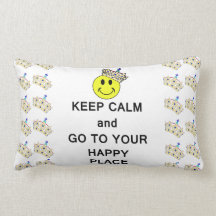 Guarde la calma y vaya a su lugar feliz almohadas