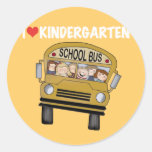 Guardería del amor del autobús escolar etiquetas redondas