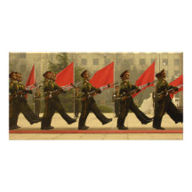 Guardia de honor militar chino en columna plantilla para tarjeta de foto