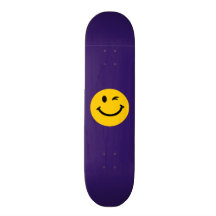 Guiño de la cara sonriente patines 
