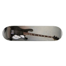 Guitarra blanco y negro monopatín