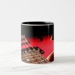 Guitarra eléctrica roja tazas de café
