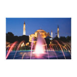 Hagia Sophia y fuente en la noche en Estambul Impresión En Lienzo Estirada