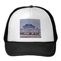 HDRAvonMemorialDayWeekendEarlyBoardwalkHouseLookOu Gorro De Camionero