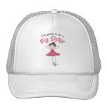 Hermana grande de la bailarina a ser gorros bordados