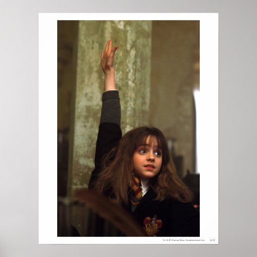 Hermione aumenta su mano impresiones