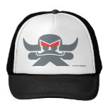 Hispanico enojado gorra