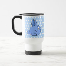 Historieta azul divertida del conejo taza de café