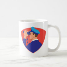 hombre de entrega del empleado de correos del cart tazas de café