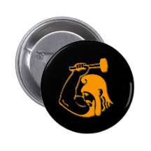 Hombre del yunque pin