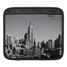 Horizonte de New York City en blanco y negro Mangas De iPad