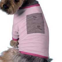 Huellas en arena camisa de perrito