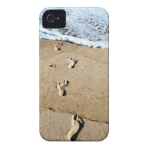 Huellas en la arena iPhone 4 Case-Mate cárcasas