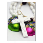 Huevos de Pascua cruzados y coloridos Tarjeton