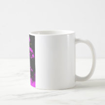 Humo rosado en negro taza de café