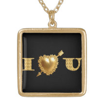 I corazón U en collar del oro