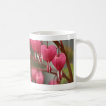 Imagen de los corazones sangrantes taza de café