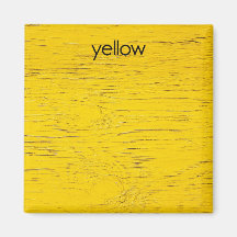 Imán amarillo del refrigerador