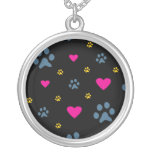 Impresiones y corazones de la pata joyería