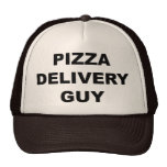 Individuo de la entrega de la pizza gorros bordados