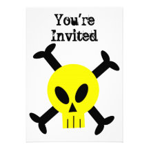Invitación amarilla del cráneo y de la bandera pir