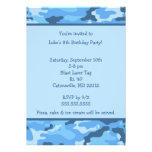 Invitación azul de la fiesta de cumpleaños de Camo