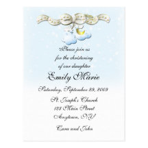 Invitación azul del bautizo de las nubes tarjeta postal