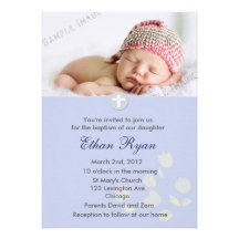 Invitación azul del bautizo del bebé