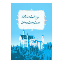 Invitación blanca de la fiesta de cumpleaños del c