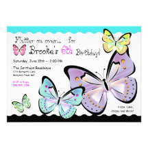 Invitación brillante y hermosa de la mariposa