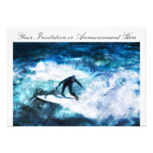 Invitación con la persona que practica surf