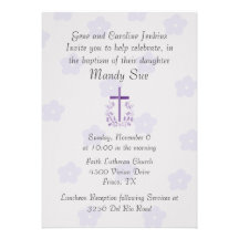 Invitación cruzada bonita del bautismo