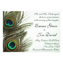 Invitación del boda de la pluma del pavo real