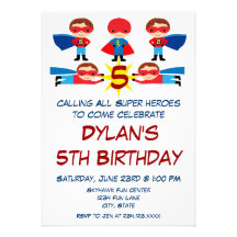 Invitación del cumpleaños del carácter del cómic d