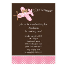 Invitación del cumpleaños del chica rosado del aer