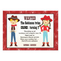 Invitación del cumpleaños del vaquero y de la vaqu