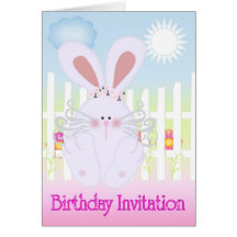 Invitación del cumpleaños linda como tarjeta del b