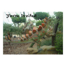 Invitación del dinosaurio del Stegosaurus