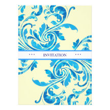 Invitación floral azul del modelo del damasco